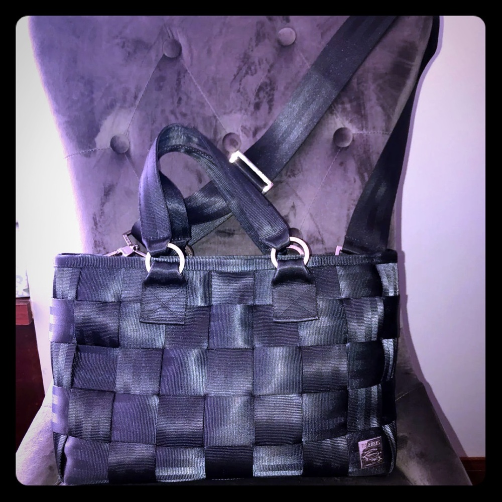 Harveys Black Carriage Tote seatbelt bag & Strap